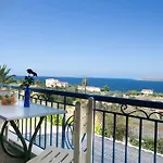 Metaxatos Aparthotel 4*