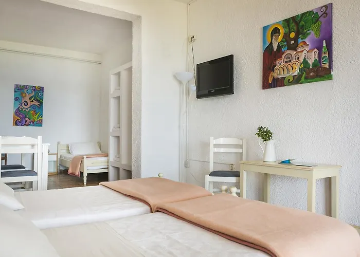 Aparthotel Metaxatos