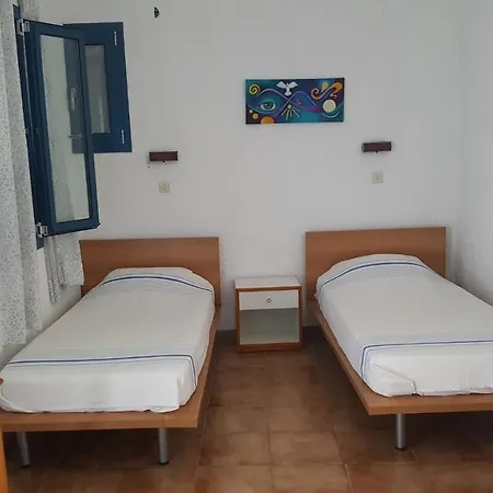 Metaxatos Aparthotel 3*