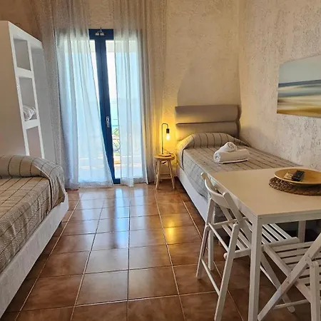 Metaxatos Aparthotel 3*