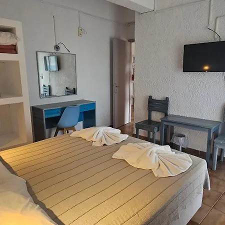 Appart hôtel Metaxatos 4*