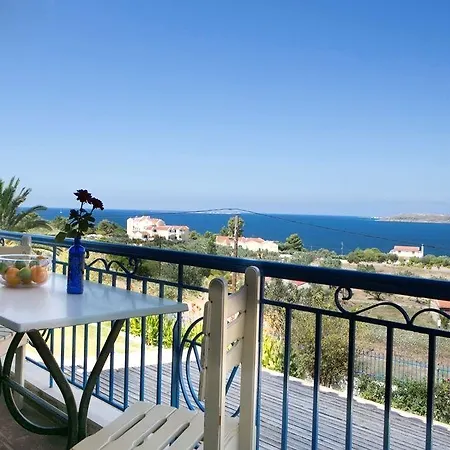 Metaxatos Apart Otel 4*