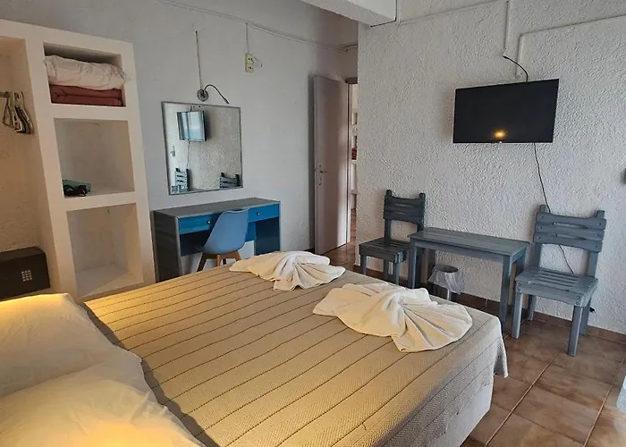 Lejlighedshotel Metaxatos 4*
